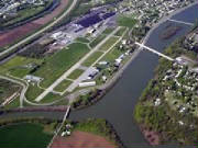 Business/wtpipermemorialairport_sandybottom_jpg_w180h135.jpg