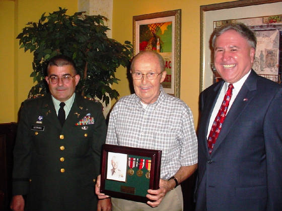 FamilyPix/Colonel_Jim_Georges_Corporal_Frank_Hansberry_Senator_John_Rafferty_WestoverCC_2007.JPG