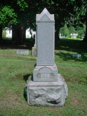 Genealogy/NB_to_right_rear_is_Jesse_Hall_Jrs_head_stone.JPG