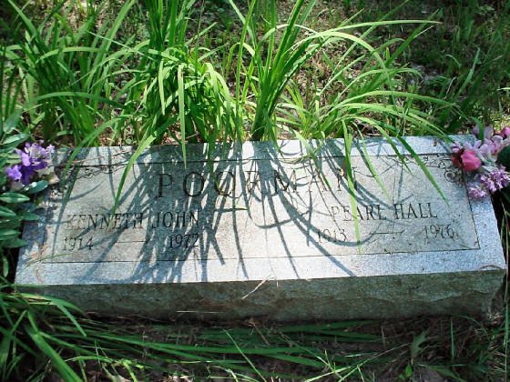 Genealogy/kenneth_john_poorman_and_pearl_madeline_hall_poorman_JPG_w560h420.jpg