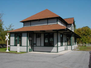 Lock_Haven/castanearailroadstation_jpg_w300h225.jpg