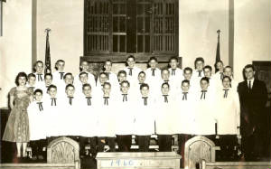 YMCA/1960_YMCA_Boys_Choir_with_Pamela_Blesh_and_Barry_Vannauker.jpg